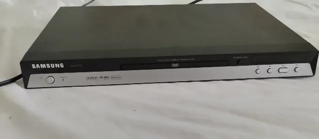 Vînd DVD player Samsung – fotografia 1 din 3
