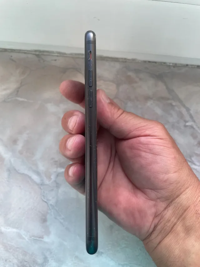 iPhone 7 baterie 100% – fotografia 5 din 6