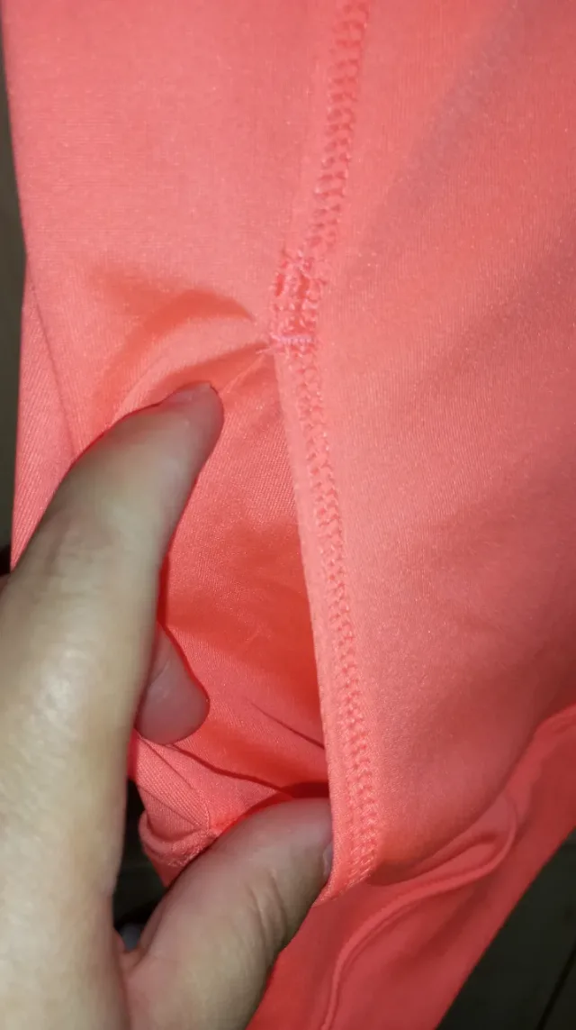 Tricou scurtă sport pentru femei. – fotografia 2 din 4