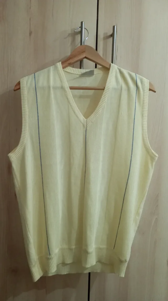 Vestă pentru femei. – fotografia 1 din 2