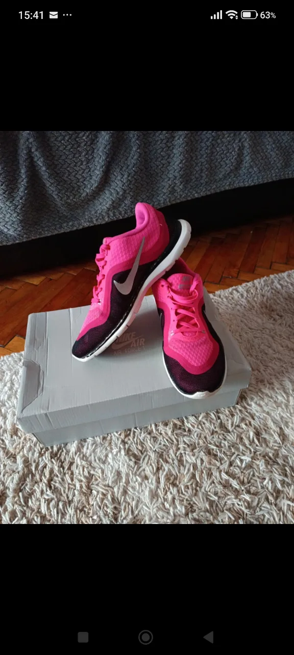adidași Nike damă – fotografia 2 din 8