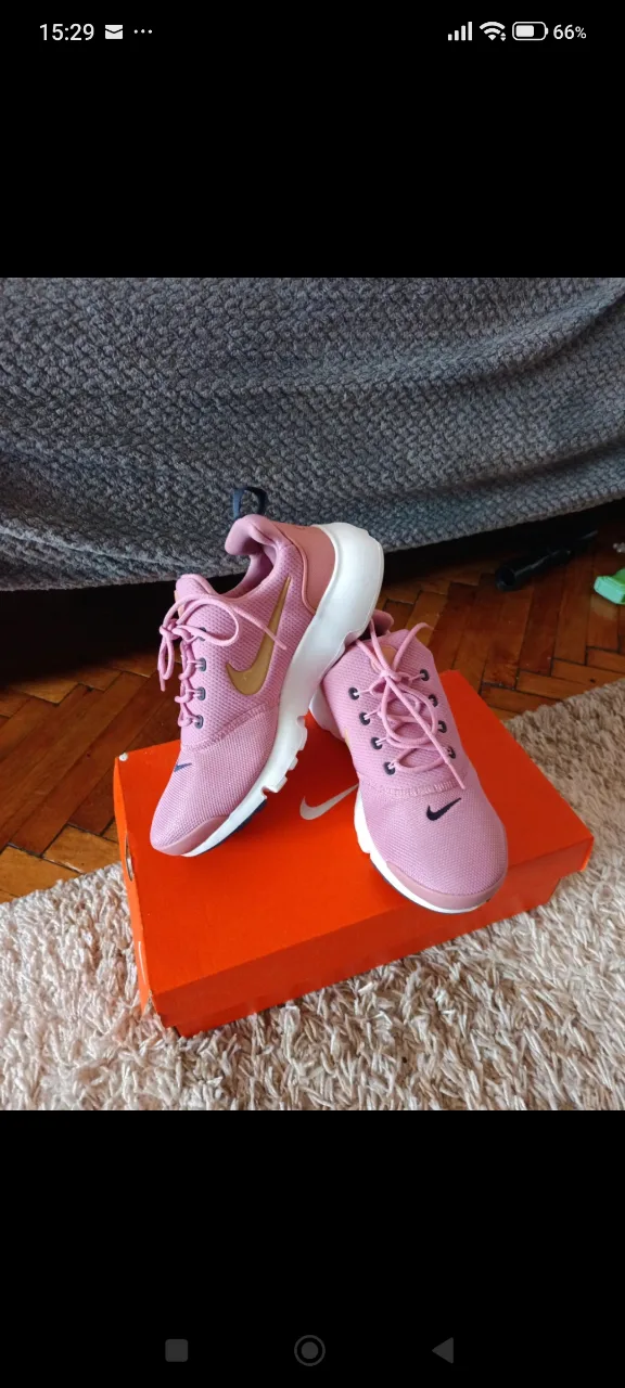 adidași Nike damă – Petrosani, Hunedoara