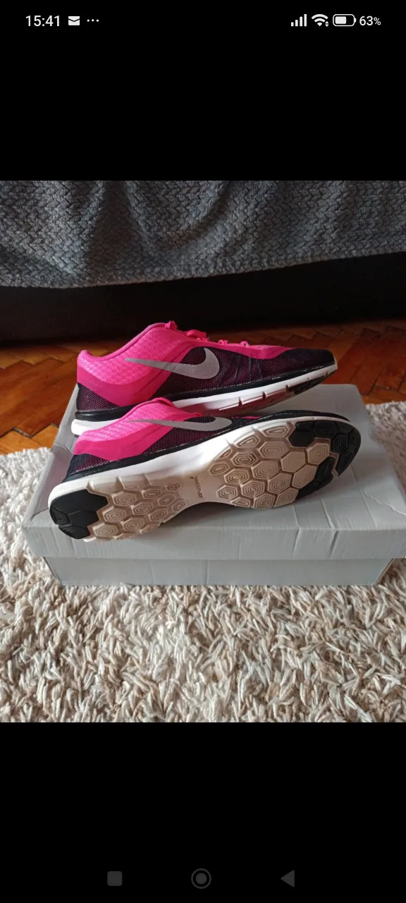 adidași Nike damă – fotografia 6 din 8