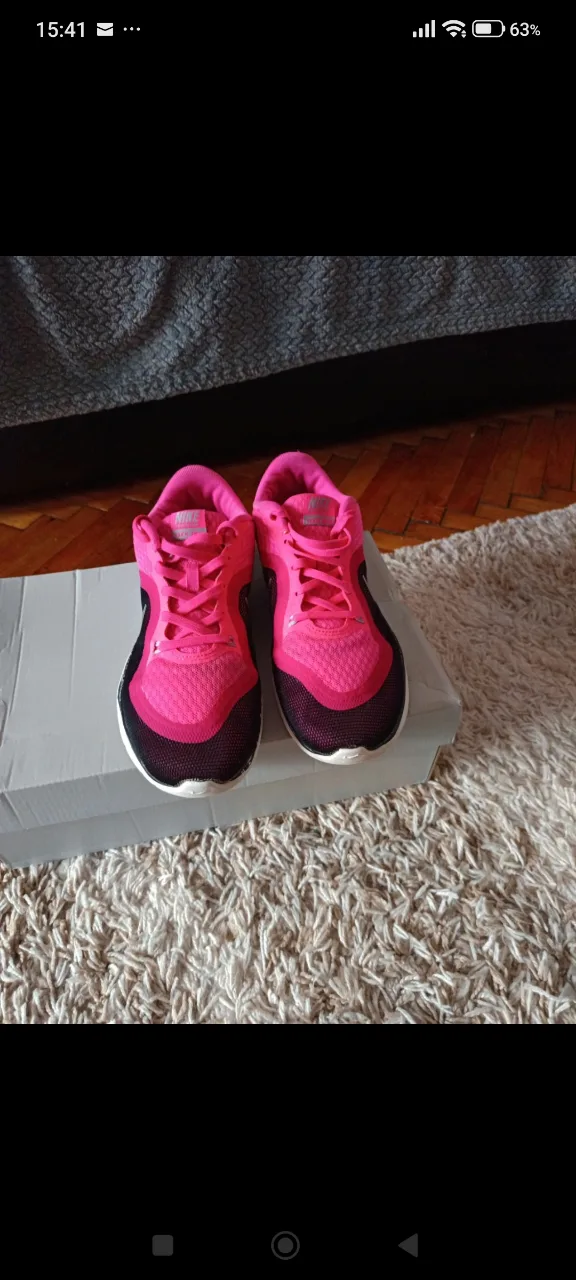 adidași Nike damă – fotografia 3 din 8
