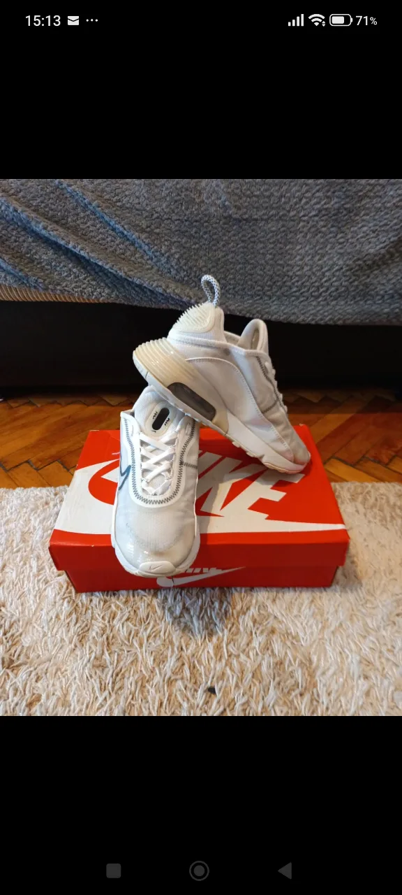 adidași Nike albi – fotografia 4 din 8