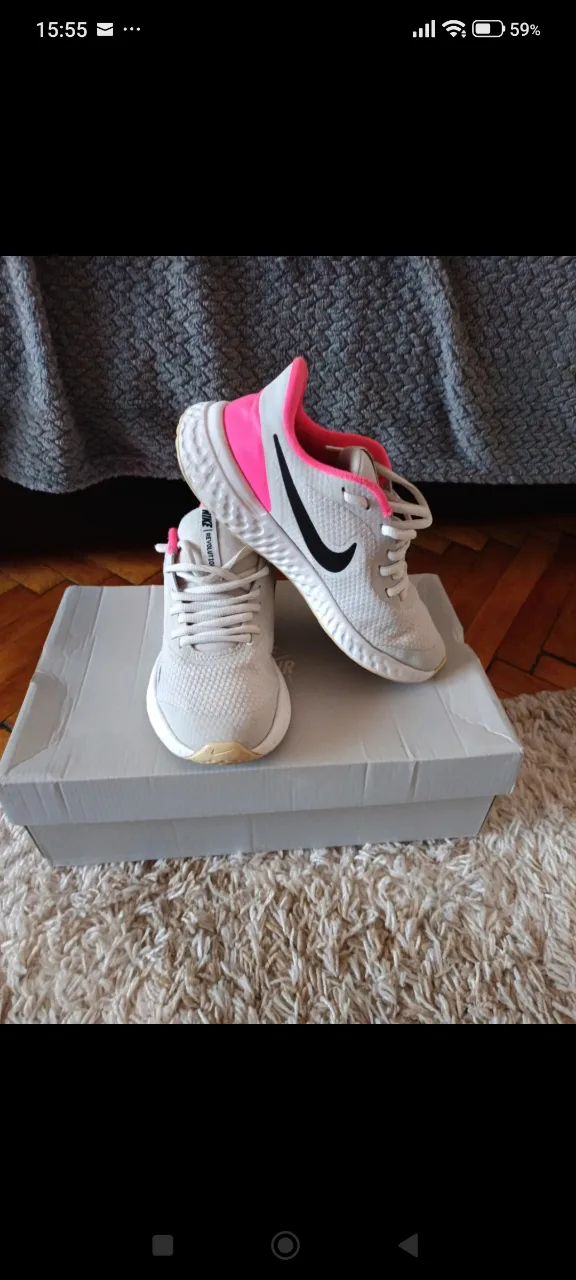 adidași Nike .. – fotografia 1 din 6