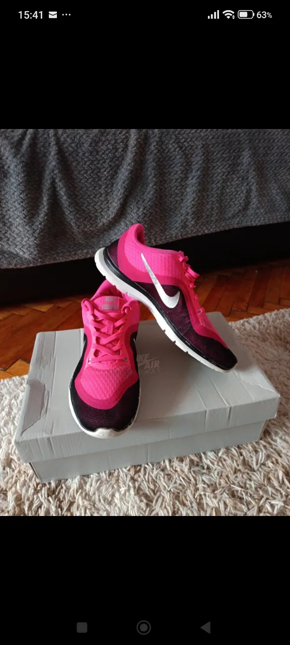 adidași Nike damă – Petrosani, Hunedoara