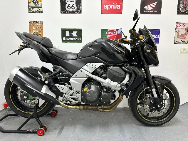 Kawasaki Z750. 2009. – Baia Mare, Maramureș