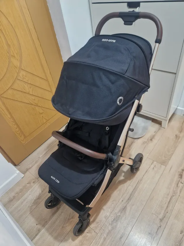 Cărucior sport ultracompact Maxi-Cosi Eva 3 (Essential Black Champagne) – Ca nou, folosit puțin – fotografia 2 din 8