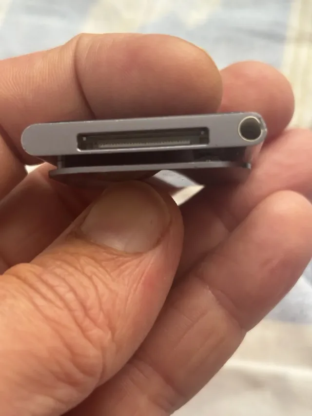 iPod Nano 6th , 32 Gb , căști , cablu USB magnetic ! – fotografia 4 din 6