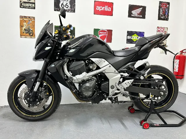 Kawasaki Z750. 2009. – fotografia 2 din 8