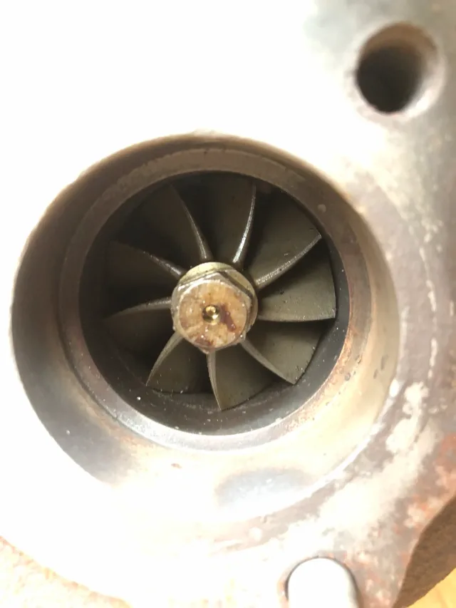 Turbosuflanta reconditionata de pe Skoda octavia 1 1.9 ALH – fotografia 4 din 6