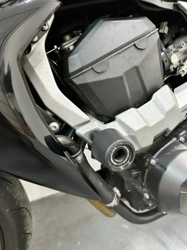 Kawasaki Z750. 2009. – fotografia 3 din 8