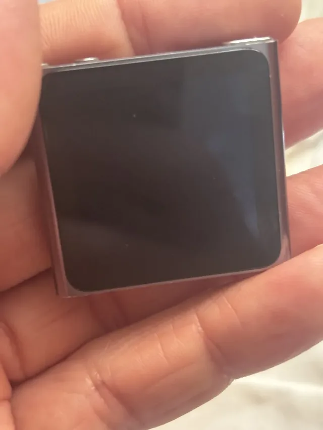 iPod Nano 6th , 32 Gb , căști , cablu USB magnetic ! – fotografia 2 din 6