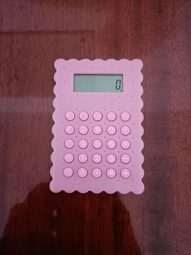 Calculator de birou – fotografia 2 din 5