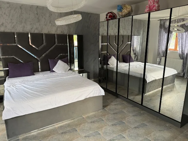 Casa de Vanzare OCUPABIL IMEDIAT! Casă renovată + teren generos 1.726mp | Bobda | Mobilată – fotografia 4 din 8
