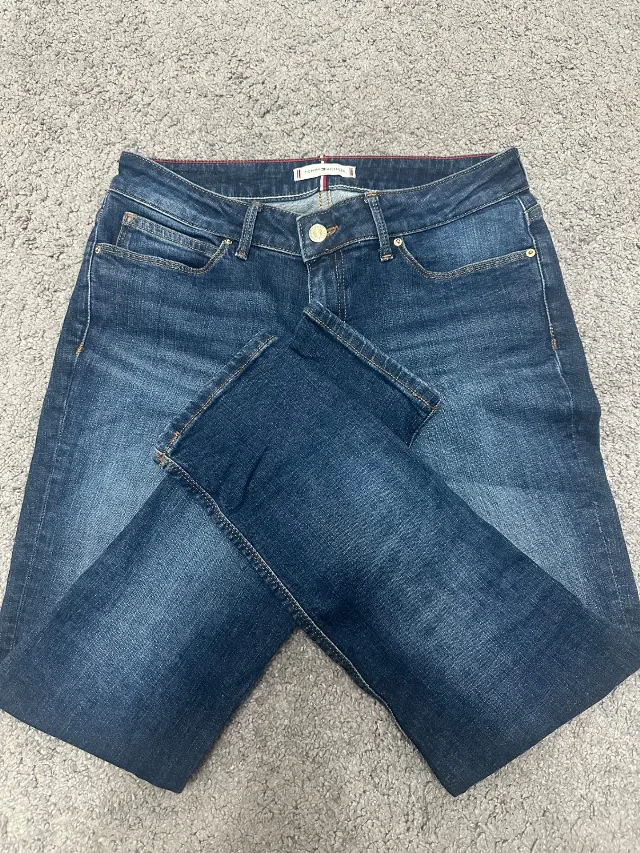 Blugi Tommy Hilfiger – Oradea, Bihor