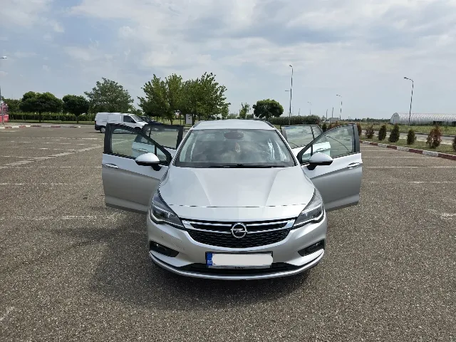 Vand Opel Astra K Sports Tourer 2019 – fotografia 1 din 8