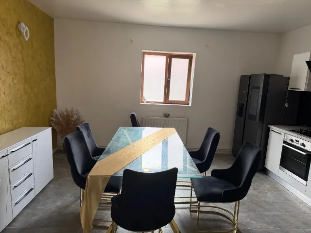 Casa de Vanzare OCUPABIL IMEDIAT! Casă renovată + teren generos 1.726mp | Bobda | Mobilată – fotografia 7 din 8