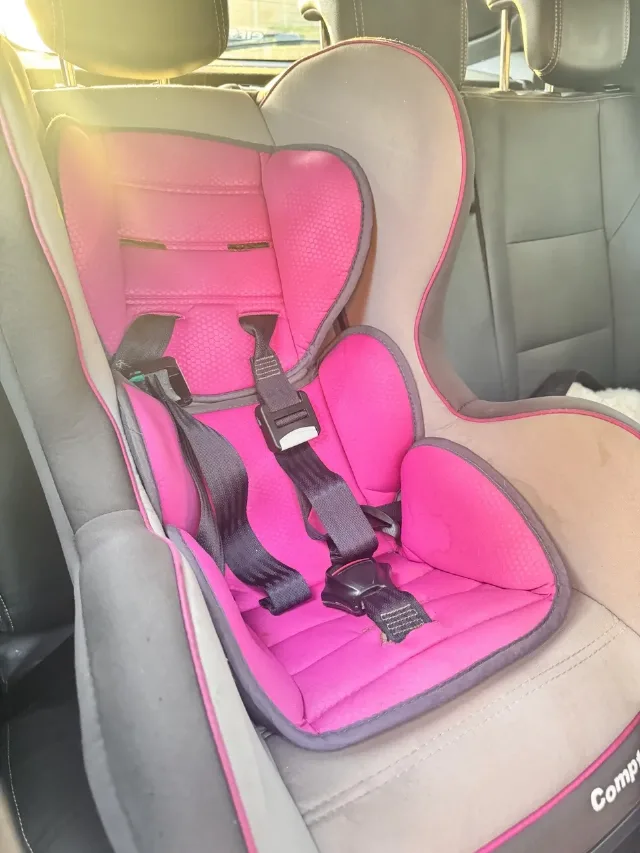 Scaun auto bebe – fotografia 3 din 3