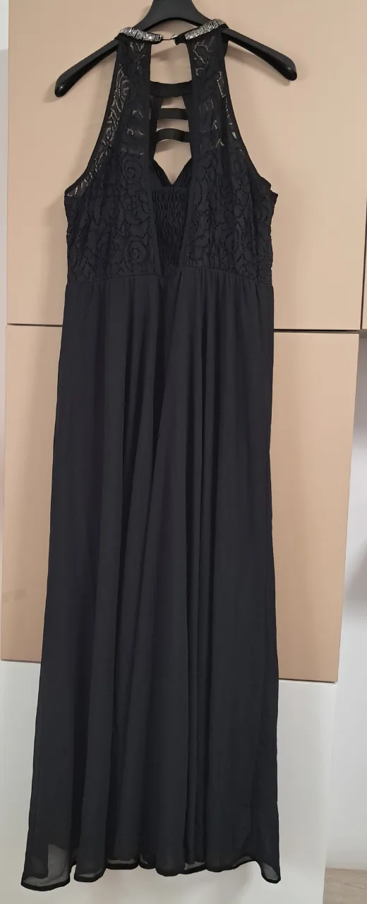 Vand rochie de ocazie neagra – Drobeta-Turnu Severin, Mehedinți