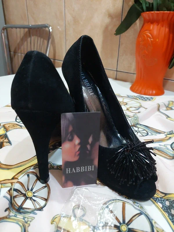 Pantofi Eleganți Habbibi Negri cu Mărgele – BRAILA, Brăila