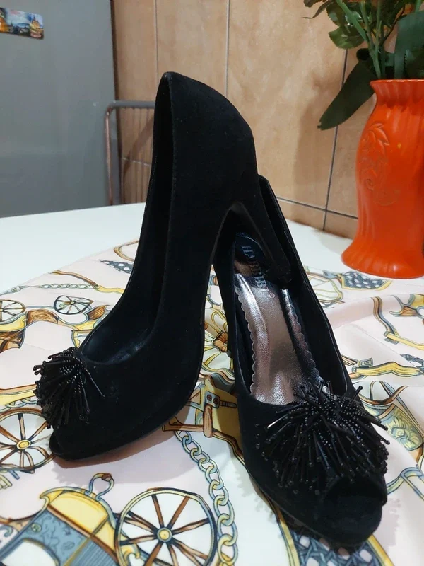 Pantofi Eleganți Habbibi Negri cu Mărgele – fotografia 5 din 5