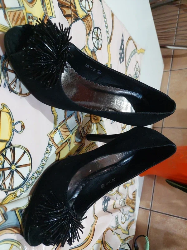 Pantofi Eleganți Habbibi Negri cu Mărgele – fotografia 3 din 5