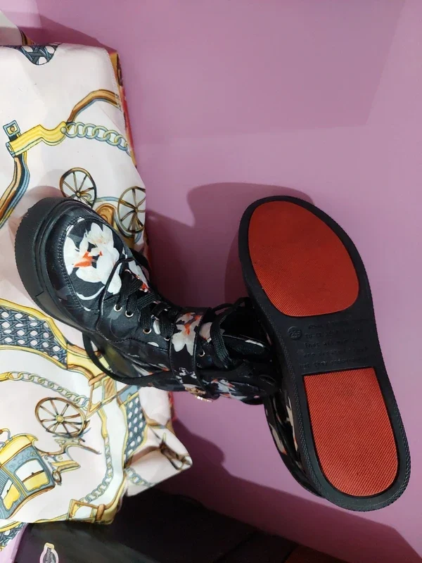 Sneakers cu imprimeu floral – fotografia 2 din 6