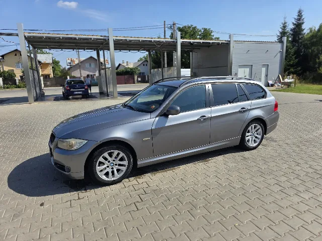 vand bmw seria 3 e91 2.0 diesel – fotografia 3 din 8