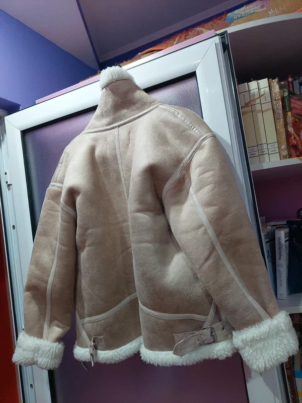 Jachetă cu blană sintetică Sinsay – fotografia 1 din 3