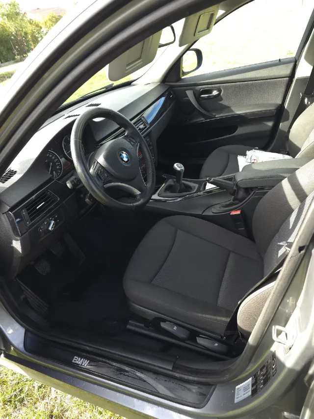 vand bmw seria 3 e91 2.0 diesel – fotografia 8 din 8