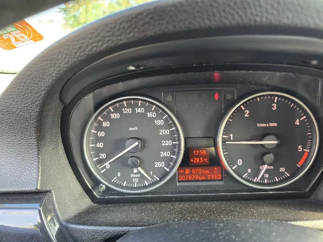 vand bmw seria 3 e91 2.0 diesel – fotografia 7 din 8