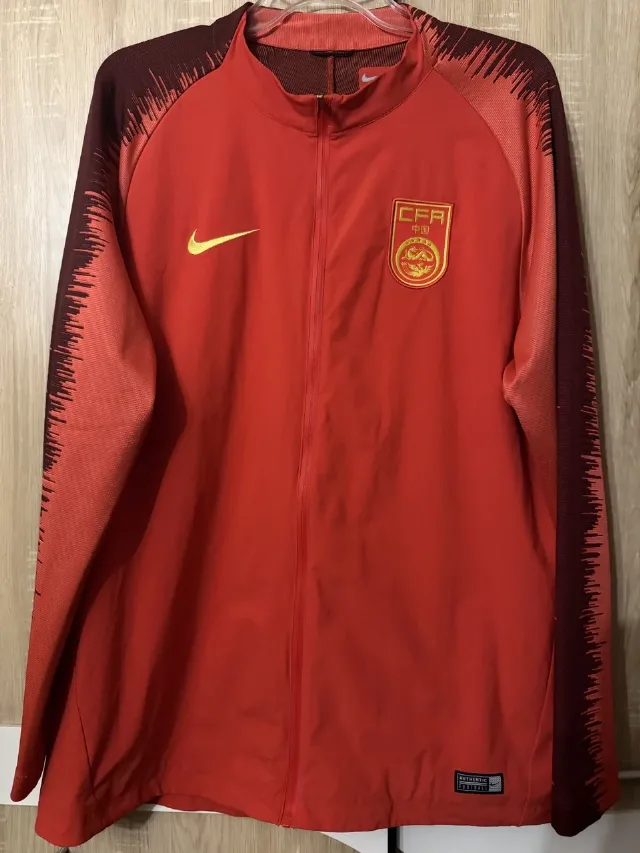 Bluză fotbal antrenament China – fotografia 1 din 5