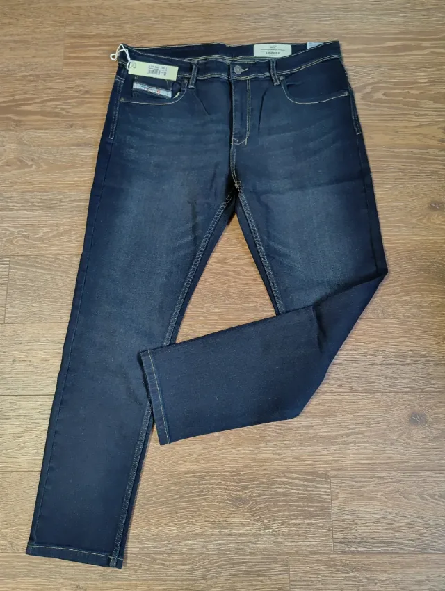 W36 Diesel Jeans Slim Fit For Men – Sector 3, București