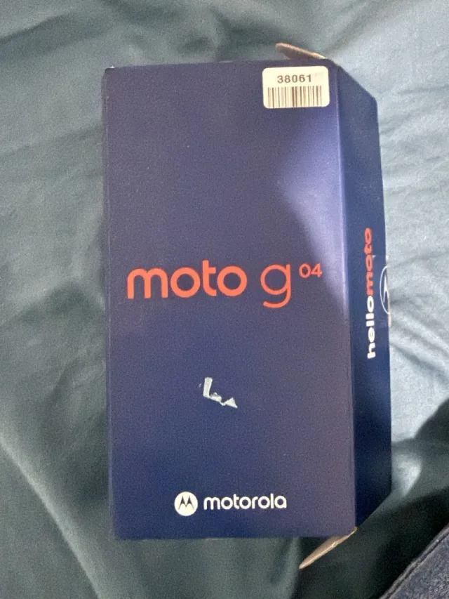 Motorola g04. Ca nou – fotografia 4 din 8