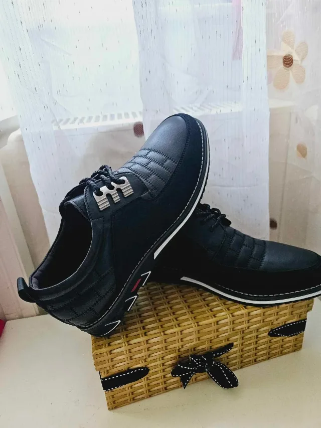 pantofi eleganti negri din piele ecologica – fotografia 2 din 2