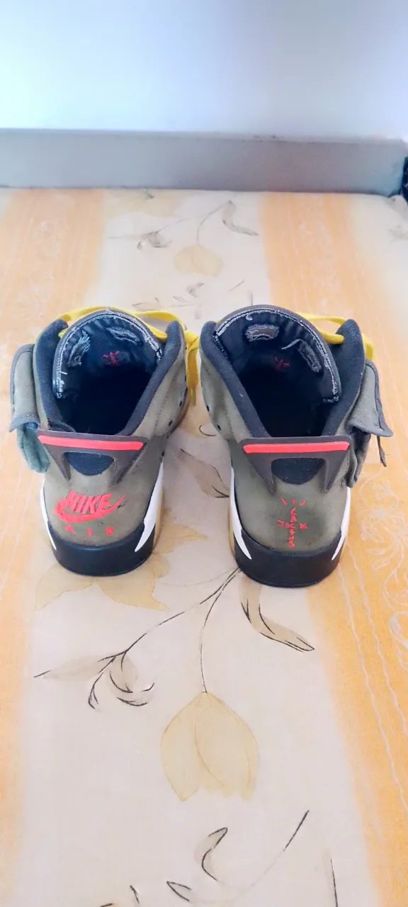 Jordan 6 Travis Scott, originali! – fotografia 4 din 8