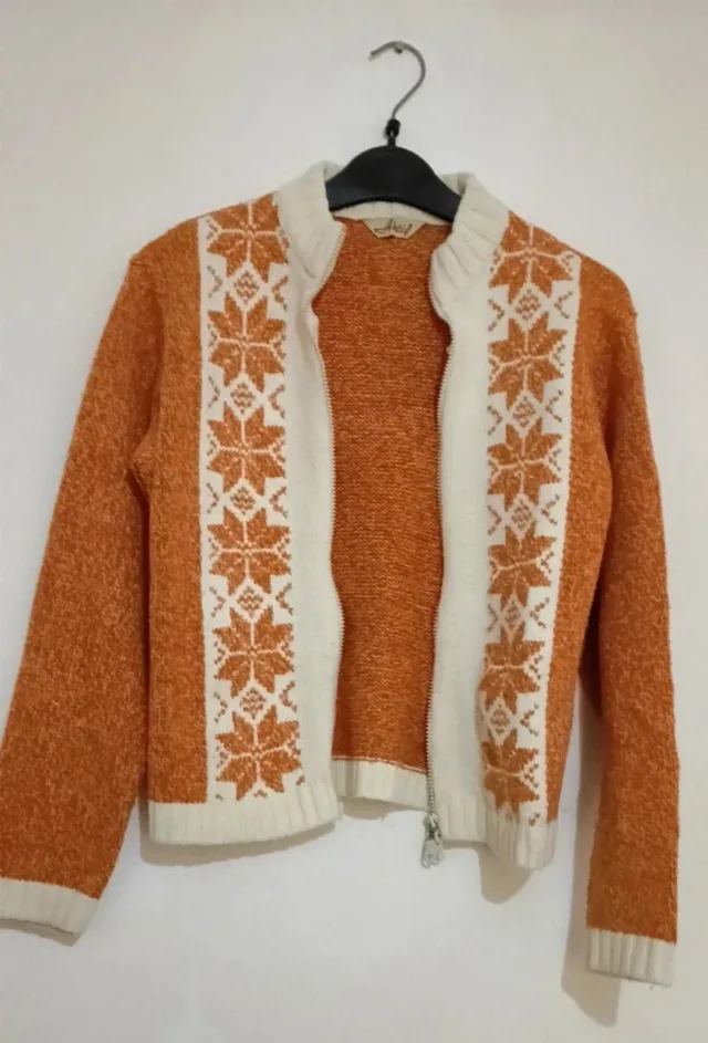 Cardigan vintage damă portocaliu cu model nordic / norvegian M – fotografia 2 din 2