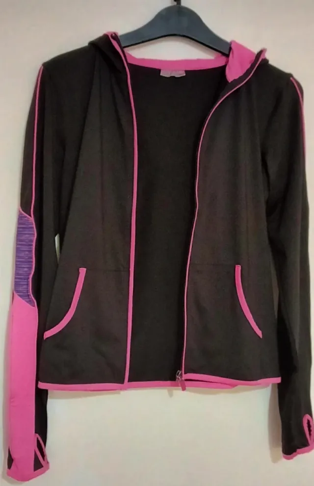 Bluză sport damă neagră cu detalii roz neon, mărimea M / 38, stare foarte bună – fotografia 1 din 2