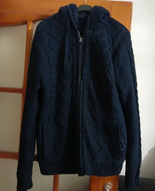Cardigan bărbătesc tricotat cu glugă și fermoar, mărimea L – fotografia 1 din 4