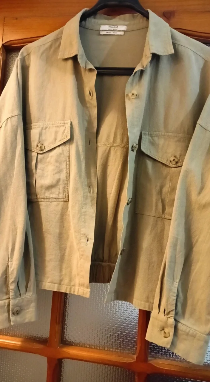 Cămașă damă Pull&Bear tip jachetă / overshirt bej-khaki, mărimea S – Constanța, Constanța