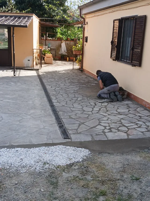 Execut lucrări interioare exterioare de ori ce fel domeniul constructiilor – fotografia 1 din 2