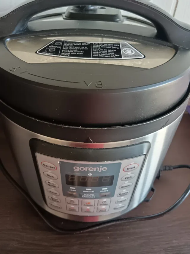 Multicooker Gorenje pentru mese sănătoase – fotografia 1 din 6