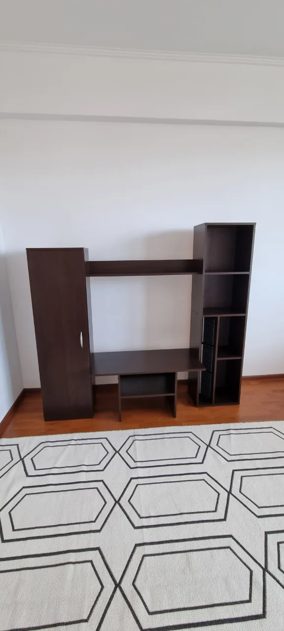 Vand mobilier living cu suport TV si biblioteca, utilizat – fotografia 2 din 2