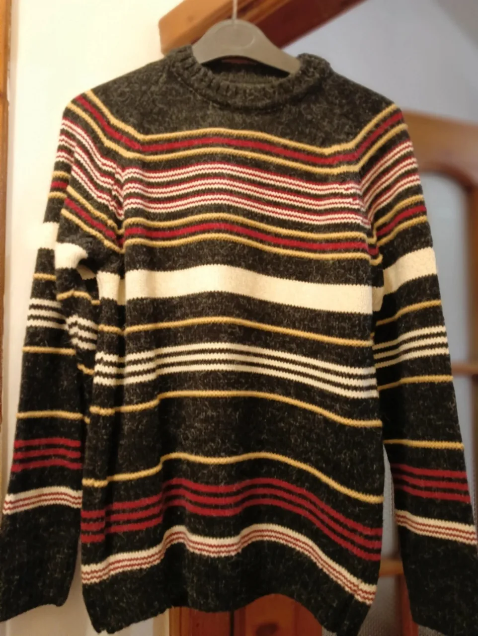 Pulover bărbați tricotat vintage cu dungi multicolore – Constanța, Constanța