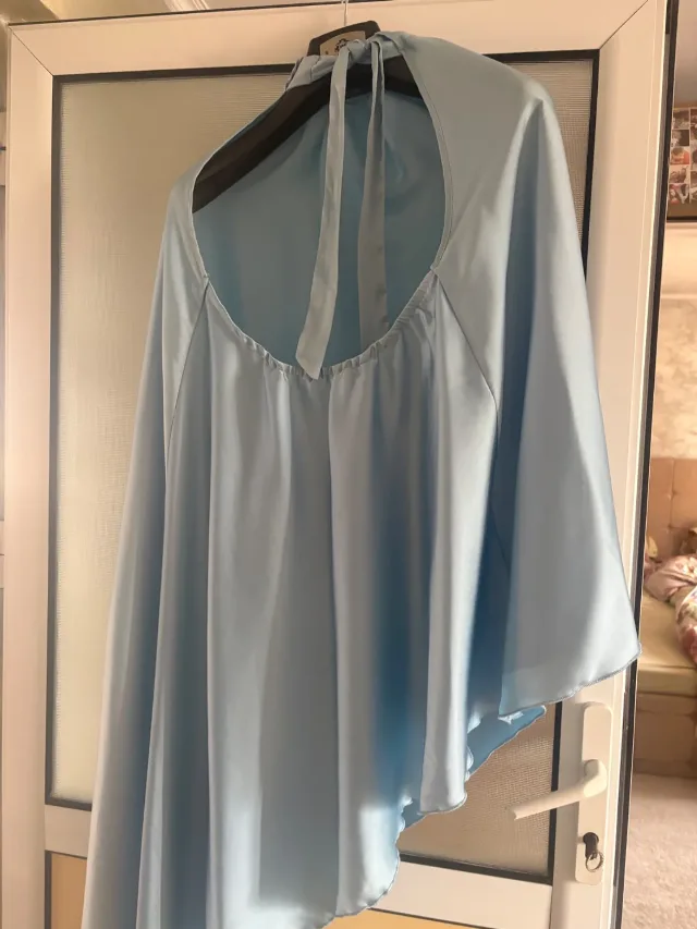 Rochie midi cu spatele gol – fotografia 3 din 3