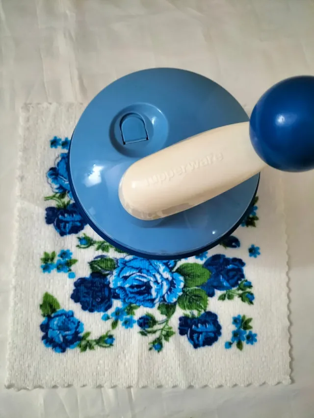 Robot de bucătărie manual Tupperware Quick Chef – fotografia 2 din 5