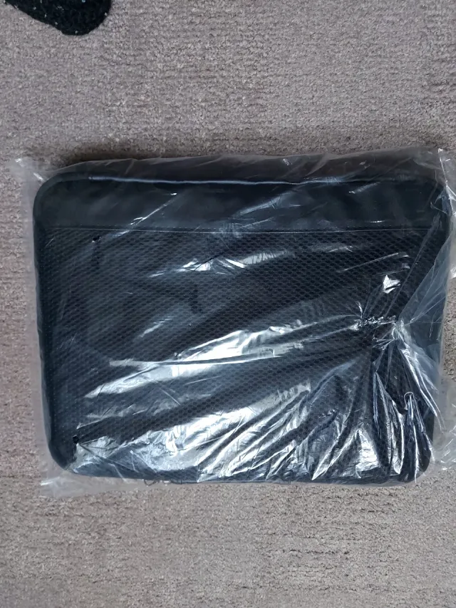 vind husă nou pentru tabletă – fotografia 2 din 2