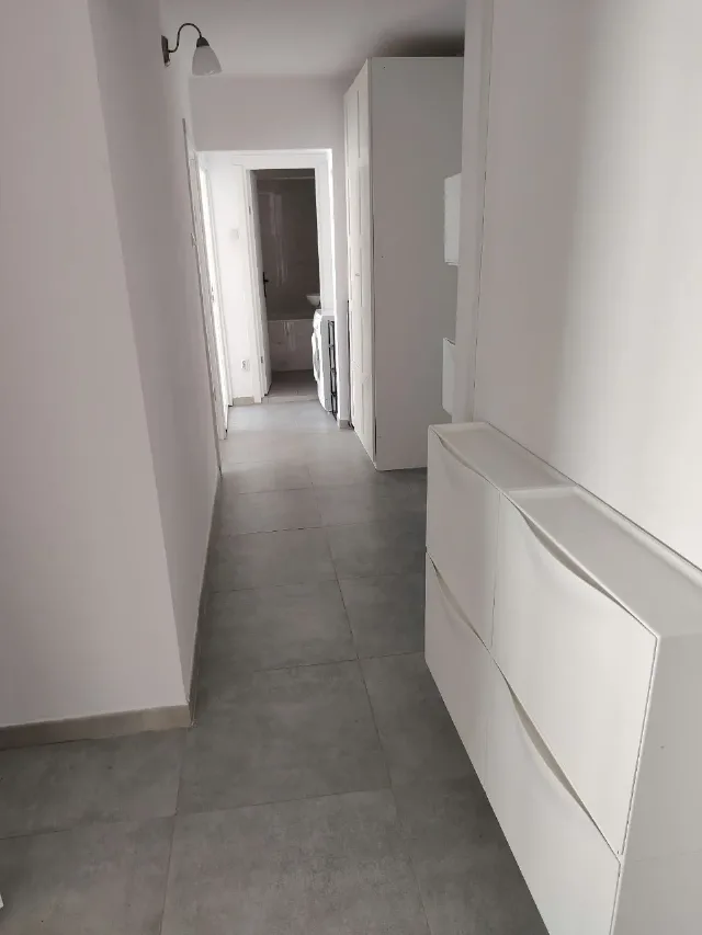 Apartament 3 camere – fotografia 1 din 8